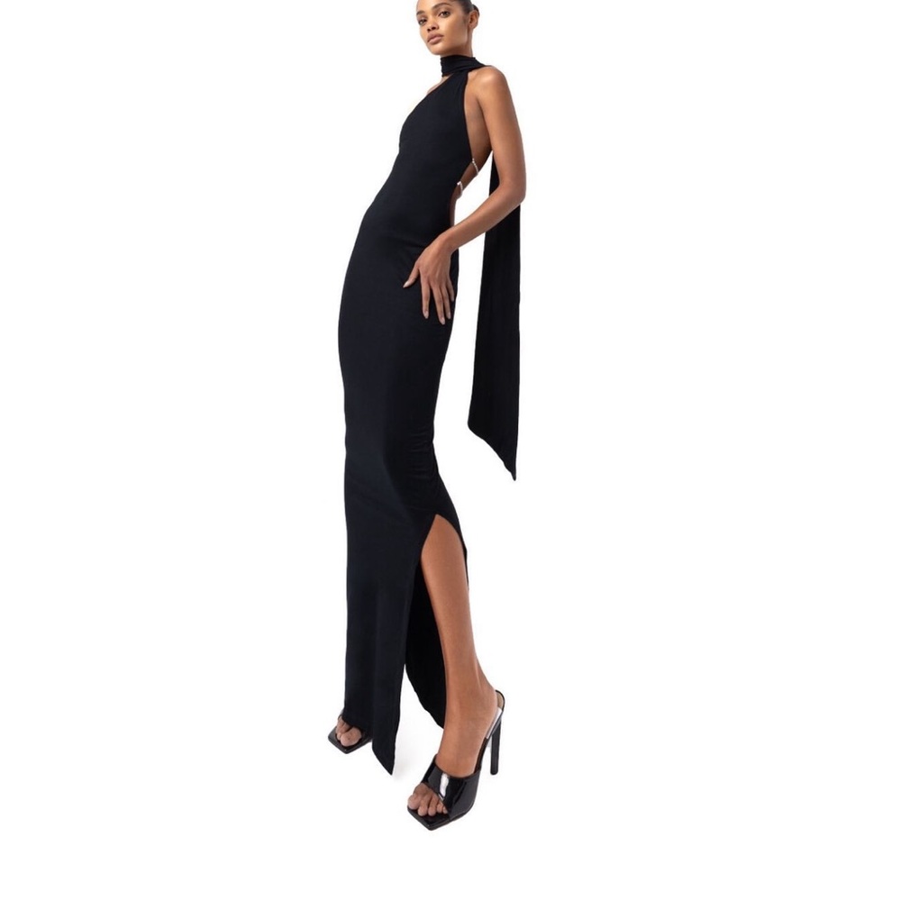 Khanums Pearl gown